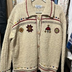 Indigenous Designs Hand knitted Wool Cardigan size Meu